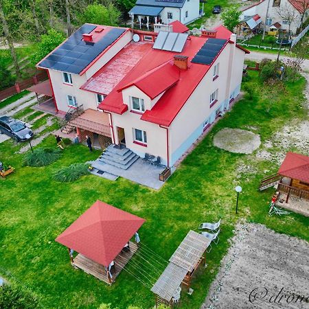Gospodarstwo Agroturystyczne Pod Lasem Maria Plazio Narol Exterior photo
